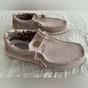 Hey Dude Wally Sox Men's 10 Beige Slip-On Loafers Casual Comfort